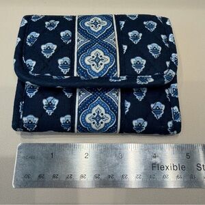 Vera Bradley Tri-fold Wallet in Nantucket Navy Pattern Fabric.
